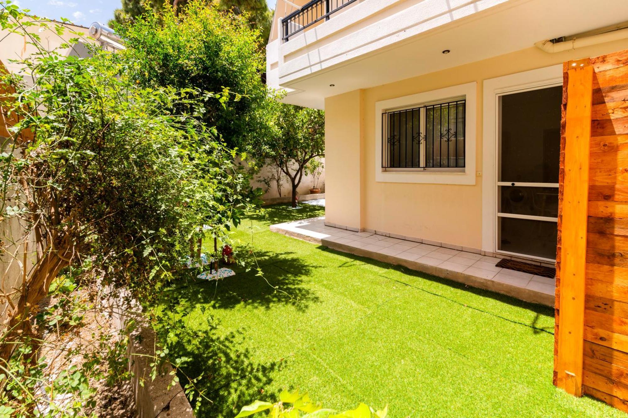 Lilliput Garden Apartment *